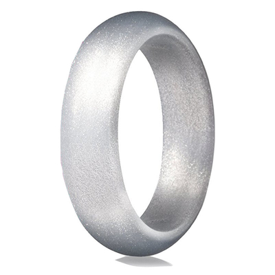 Anelli su ordinazione alla moda del silicone delle donne con le fedi nuziali eleganti istantanee fini del silicone